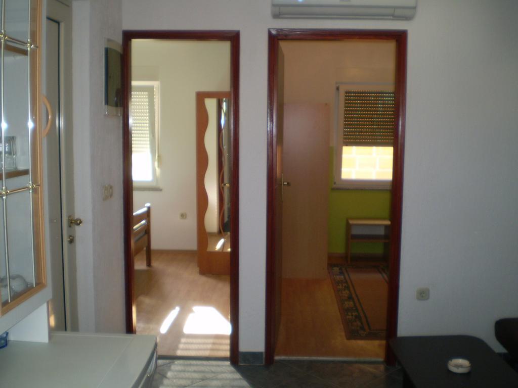 Apartmani Marija&Damir Vir Esterno foto
