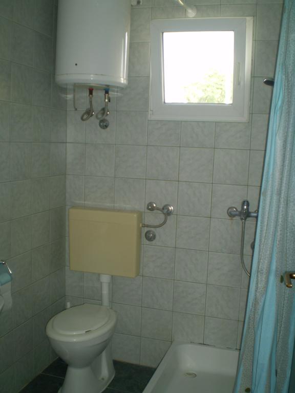 Apartmani Marija&Damir Vir Esterno foto